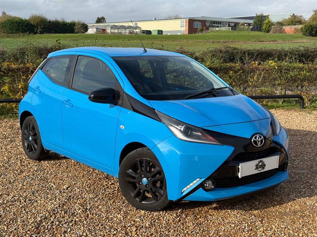 Used Toyota AYGO 2015 for sale - 76557088: Photo 1