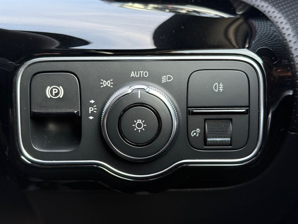 Used Mercedes-Benz A-Class 2019 for sale - 75997148: Photo 28