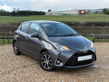 Used Toyota Yaris 2019 for sale - 77319203: Photo