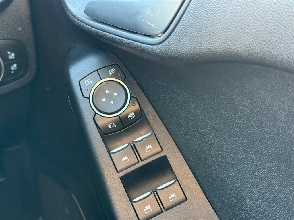 Used Ford Fiesta 2020 for sale - 76037919: Photo 34