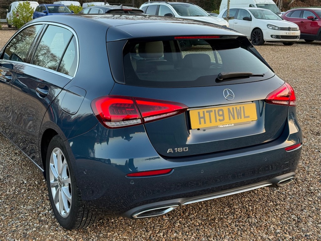 Used Mercedes-Benz A-Class 2019 for sale - 76835136: Photo 11