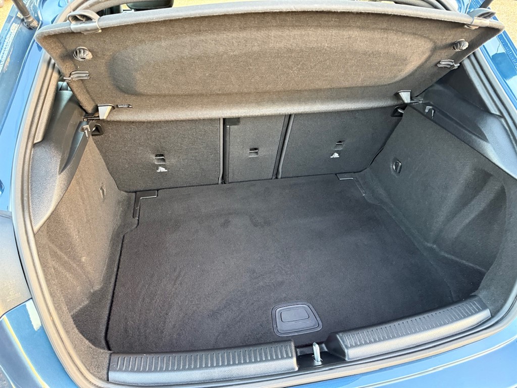 Used Mercedes-Benz A-Class 2019 for sale - 76835136: Photo 59