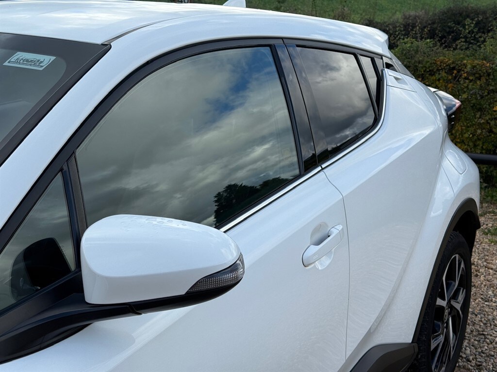 Used Toyota C-HR 2021 for sale - 76302565: Photo 24