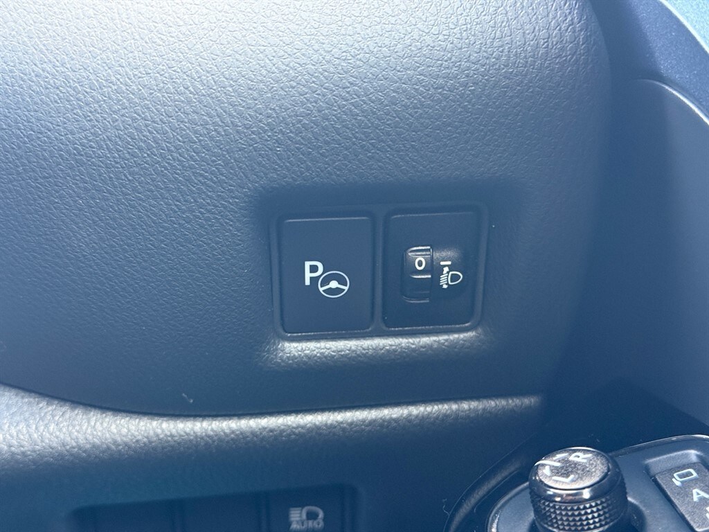 Used Toyota C-HR 2021 for sale - 76302565: Photo 35