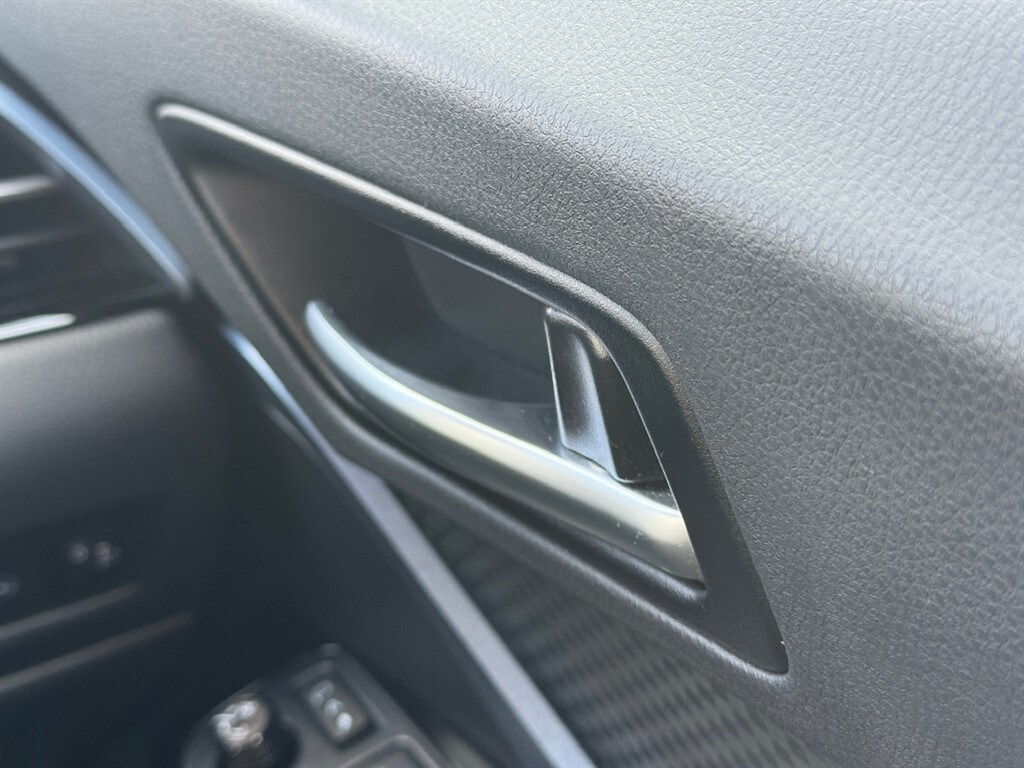 Used Toyota C-HR 2021 for sale - 76302565: Photo 38