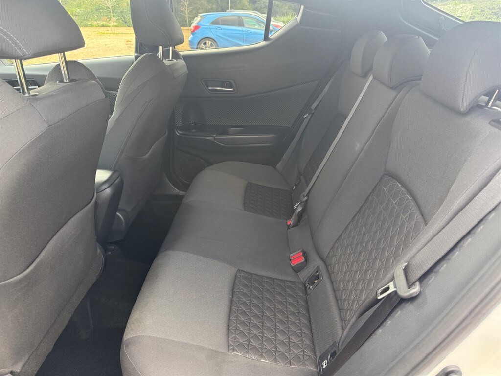 Used Toyota C-HR 2021 for sale - 76302565: Photo 54