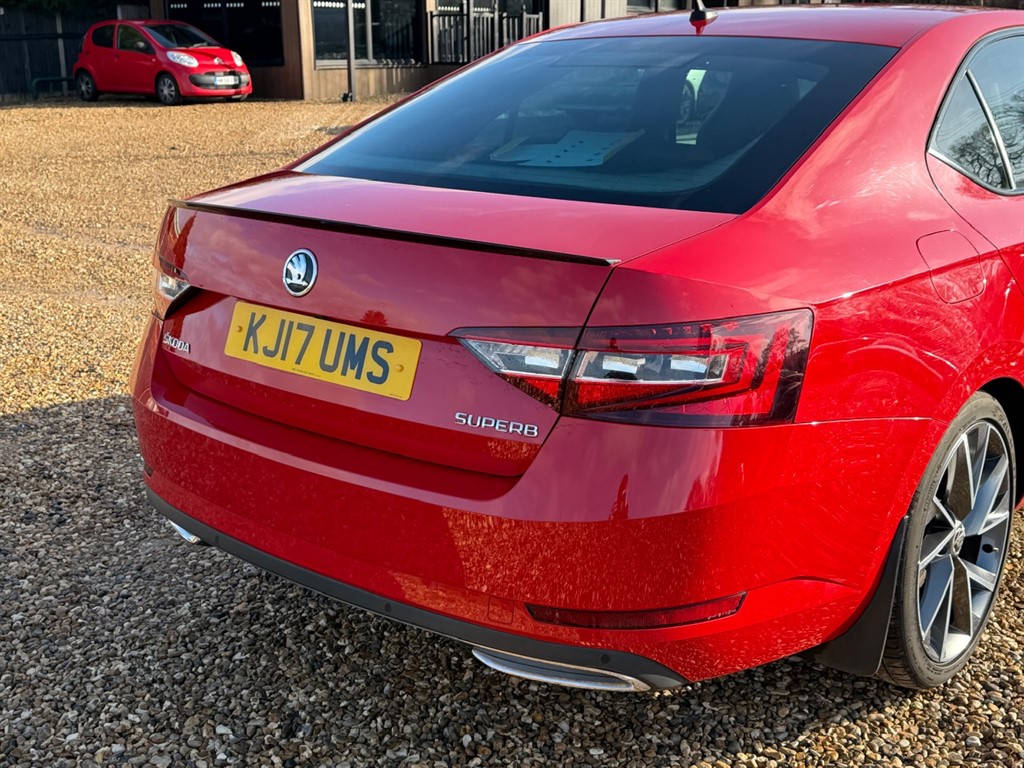 Used Skoda Superb 2017 for sale - 77256637: Photo 13