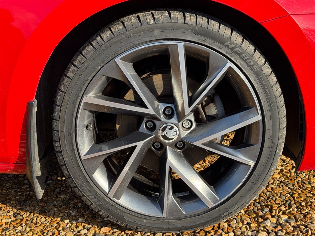 Used Skoda Superb 2017 for sale - 77256637: Photo 21