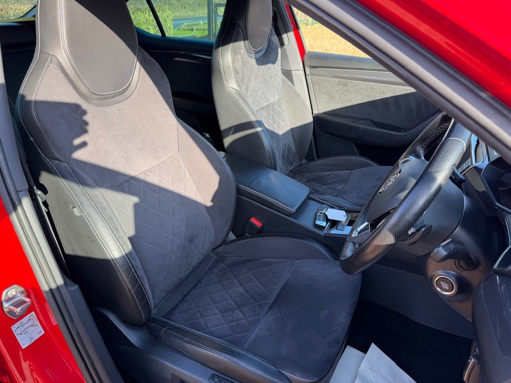 Used Skoda Superb 2017 for sale - 77256637: Photo 26