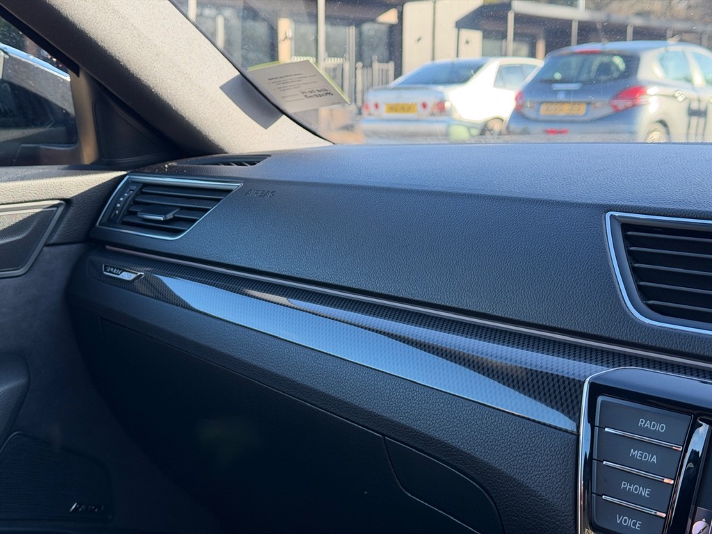 Used Skoda Superb 2017 for sale - 77256637: Photo 48