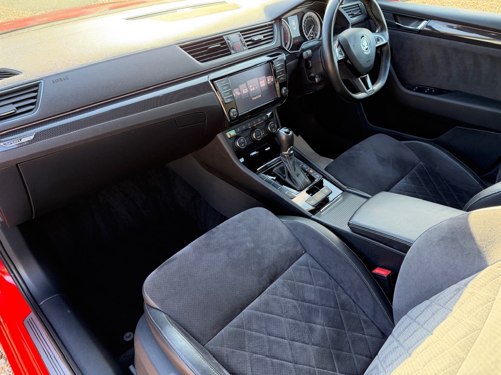 Used Skoda Superb 2017 for sale - 77256637: Photo 54