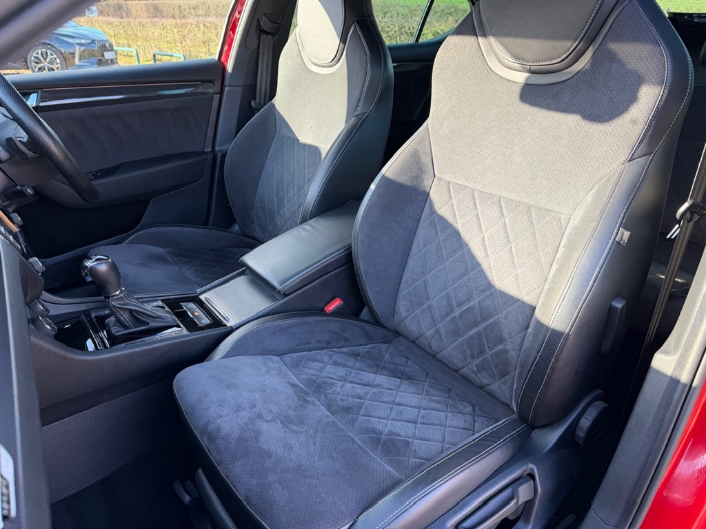 Used Skoda Superb 2017 for sale - 77256637: Photo 55