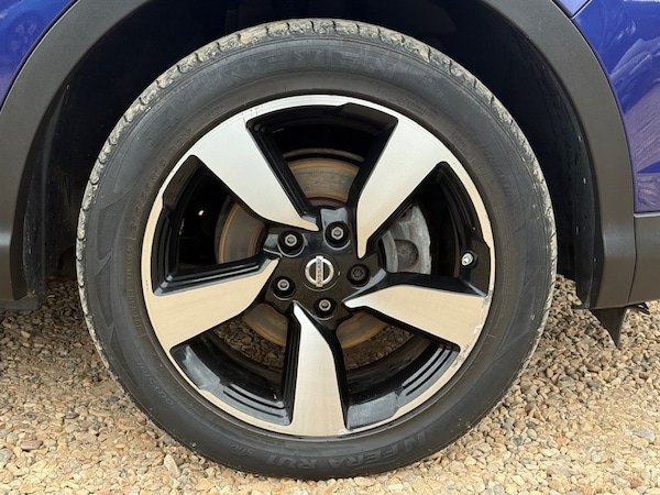 Used Nissan Qashqai 2015 for sale - 76302524: Photo 19