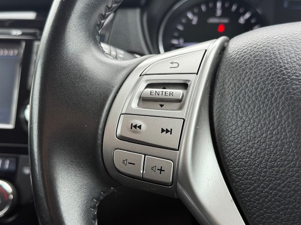 Used Nissan Qashqai 2015 for sale - 76302524: Photo 28