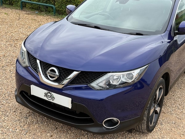 Used Nissan Qashqai 2015 for sale - 76302524: Photo 4