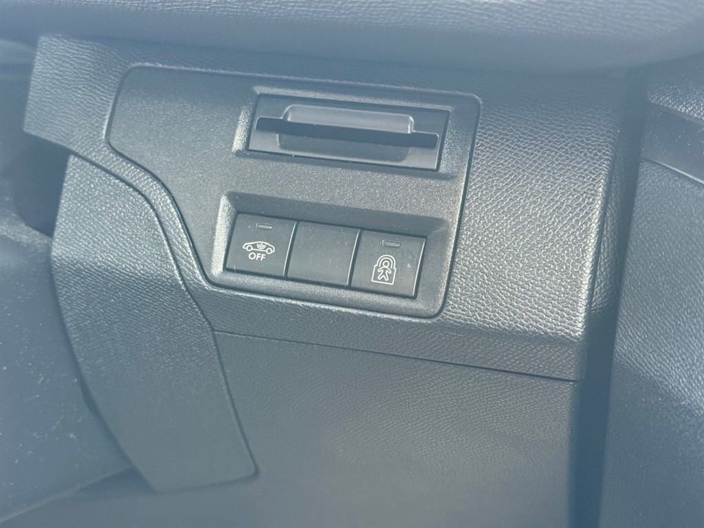 Used Peugeot 3008 2019 for sale - 77122854: Photo 32