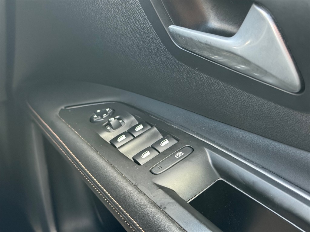 Used Peugeot 3008 2019 for sale - 77122854: Photo 34