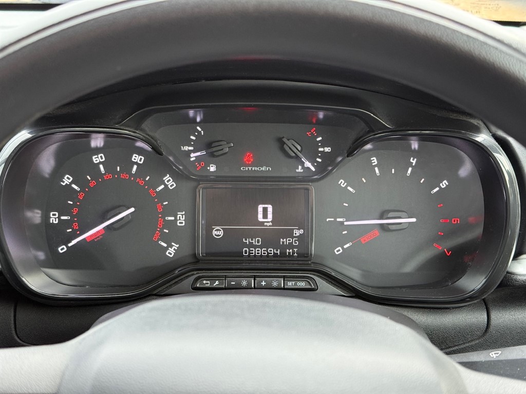 Used Citroen C3 2018 for sale - 76568169: Photo 26