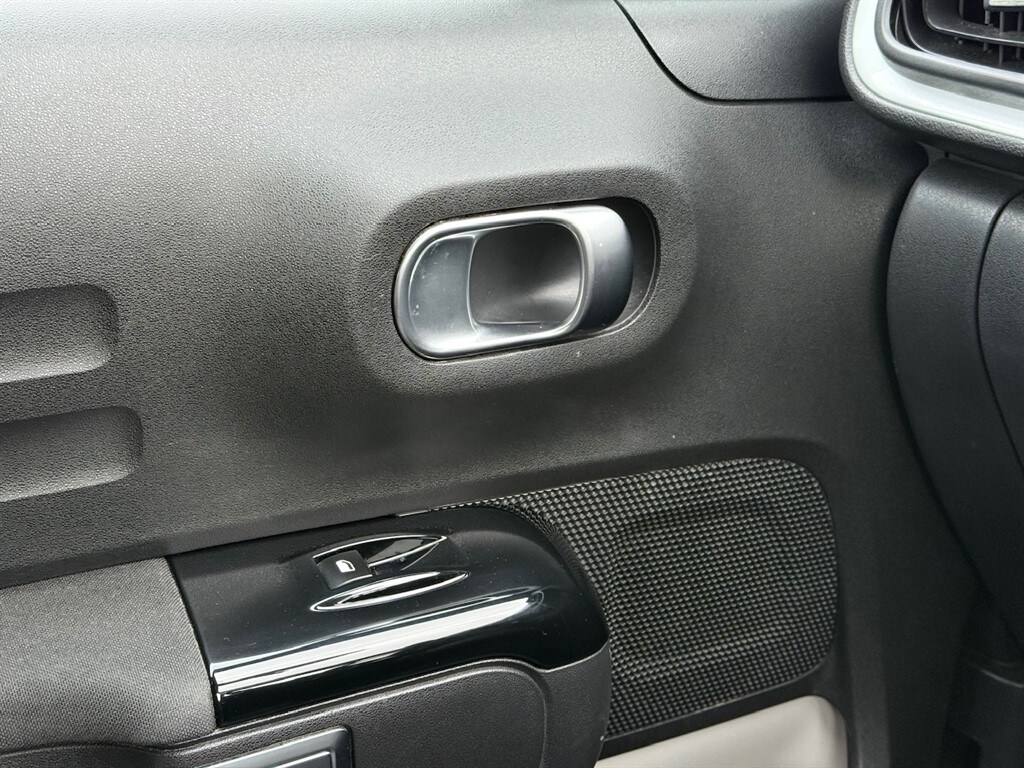 Used Citroen C3 2018 for sale - 76568169: Photo 48