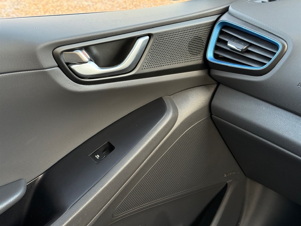 Used Hyundai IONIQ 2018 for sale - 77137980: Photo 50