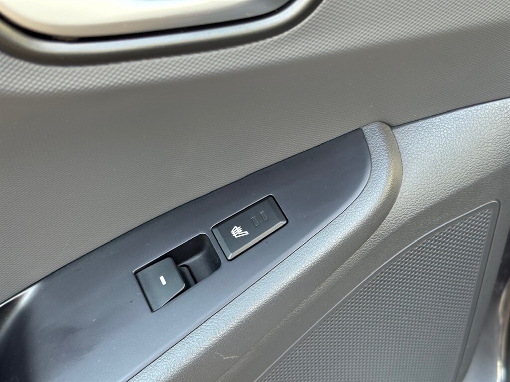 Used Hyundai IONIQ 2018 for sale - 77137980: Photo 57