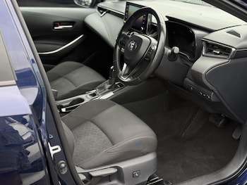 Used Toyota Corolla 2021 for sale - 79530365: Photo