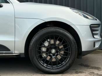 Used Porsche Macan 2017 for sale - 74845554: Photo
