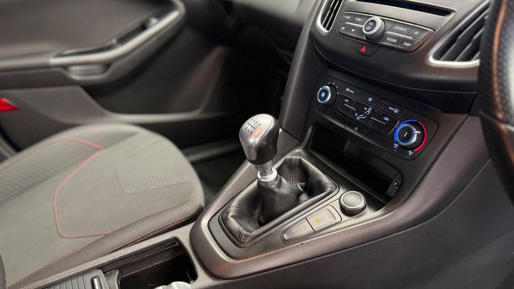 Used Ford Focus 2017 for sale - 77765566: Photo 19