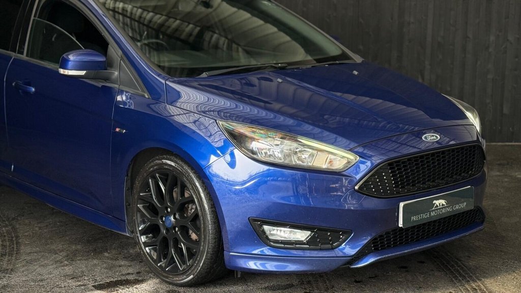 Used Ford Focus 2017 for sale - 77765566: Photo 2