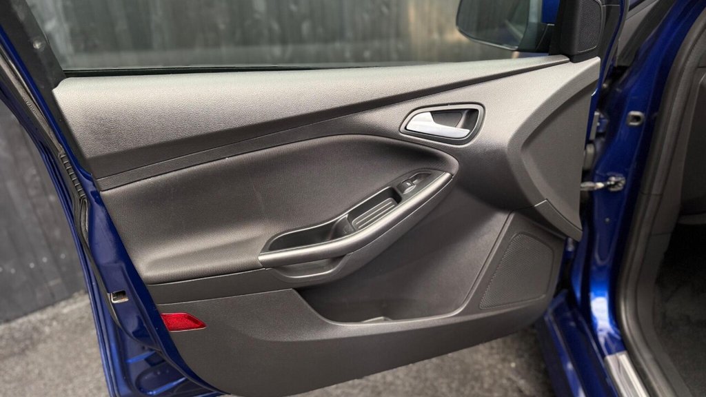 Used Ford Focus 2017 for sale - 77765566: Photo 25