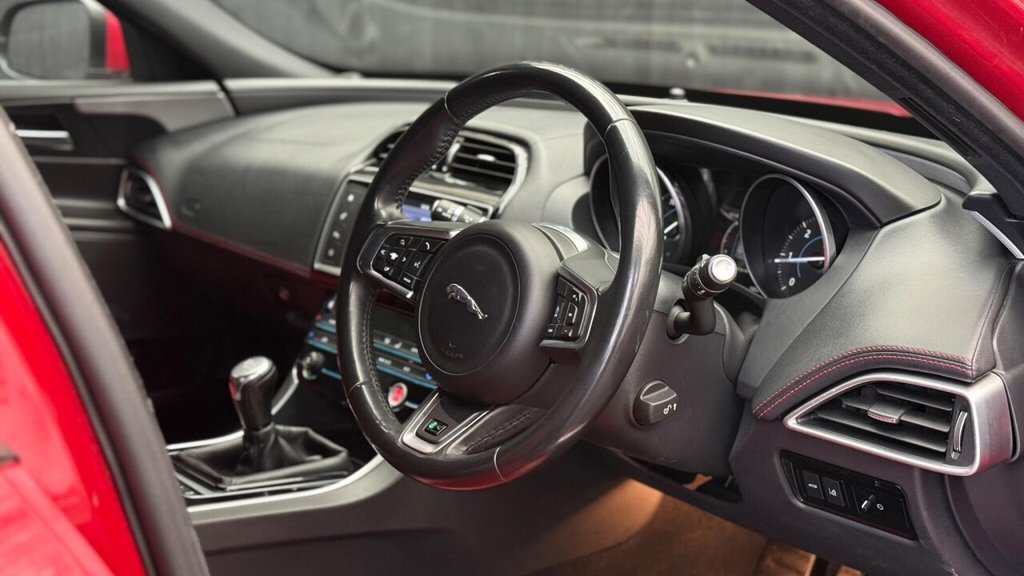 Used Jaguar XE 2017 for sale - 77764872: Photo 20