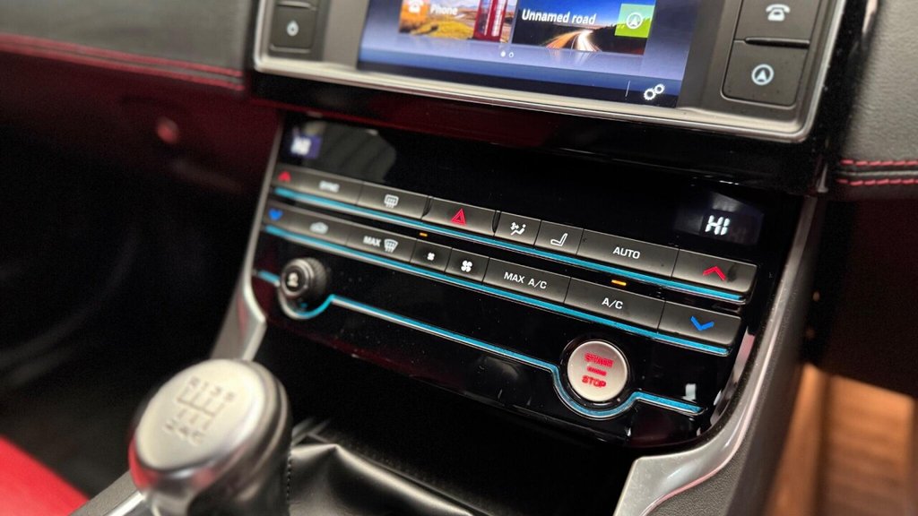 Used Jaguar XE 2017 for sale - 77764872: Photo 24