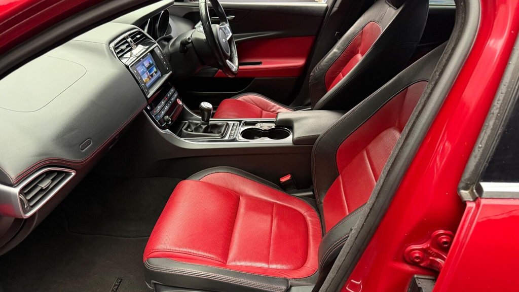 Used Jaguar XE 2017 for sale - 77764872: Photo 32