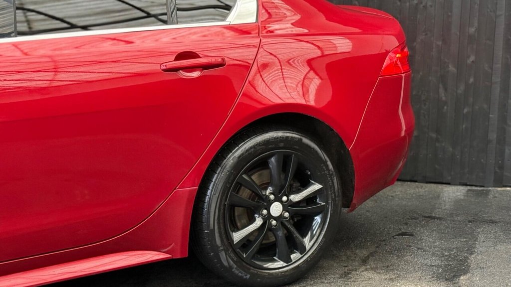 Used Jaguar XE 2017 for sale - 77764872: Photo 9