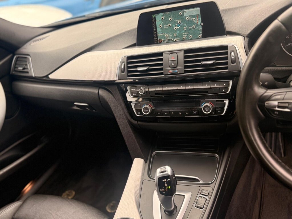 Used BMW 3 Series 2016 for sale - 76631677: Photo 32