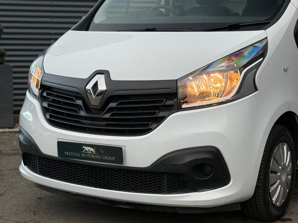 Used Renault Trafic 2017 for sale - 76631867: Photo 18