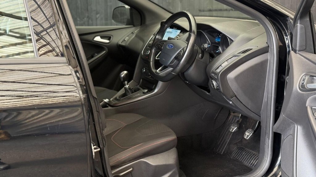 Used Ford Focus 2018 for sale - 77765452: Photo 11