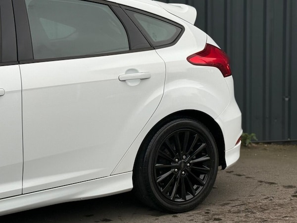 Used Ford Focus 2017 for sale - 76256584: Photo 20