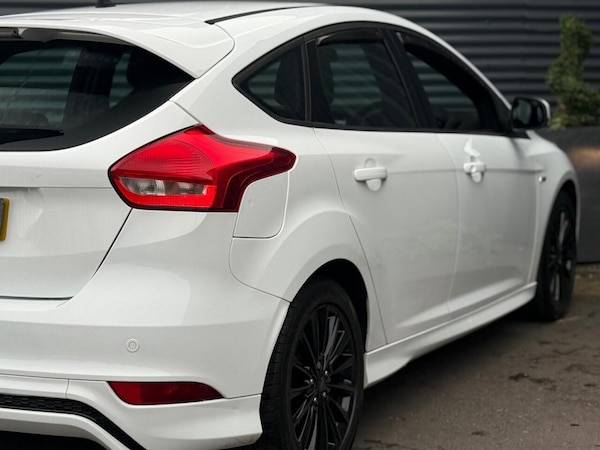 Used Ford Focus 2017 for sale - 76256584: Photo 23