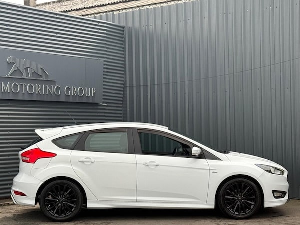 Used Ford Focus 2017 for sale - 76256584: Photo 6