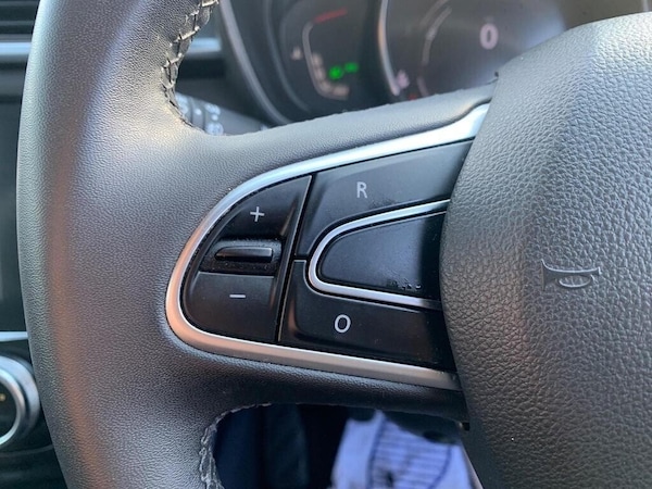 Used Renault Kadjar 2019 for sale - 74570749: Photo 32