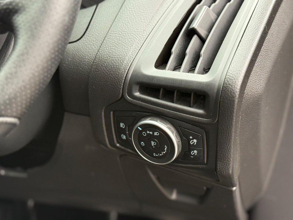 Used Ford Focus 2017 for sale - 76631745: Photo 33