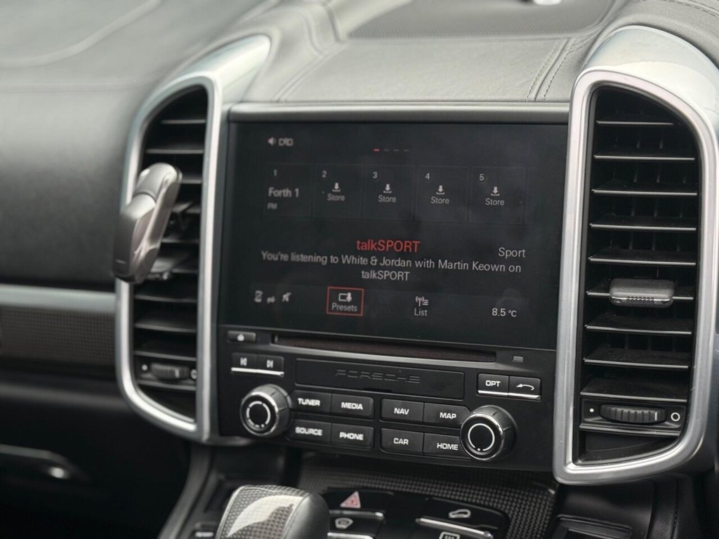 Used Porsche Cayenne 2017 for sale - 77764910: Photo 16