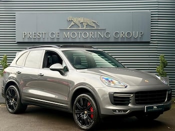 Used Porsche Cayenne 2017 for sale - 77764910: Photo