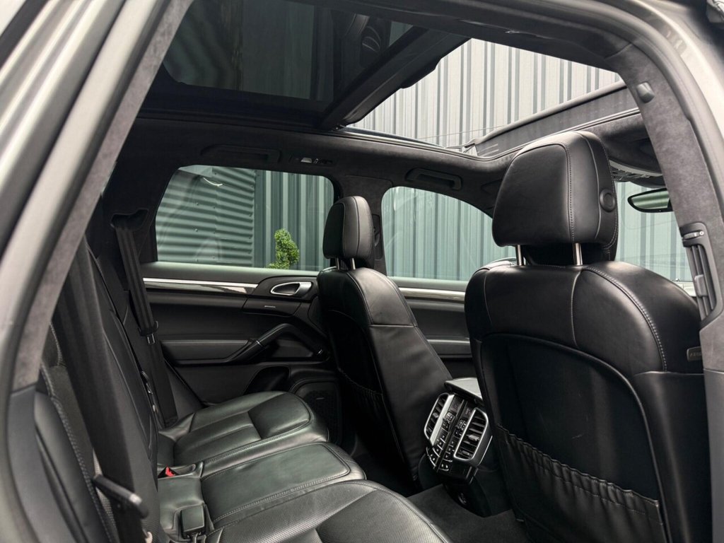Used Porsche Cayenne 2017 for sale - 77764910: Photo 26