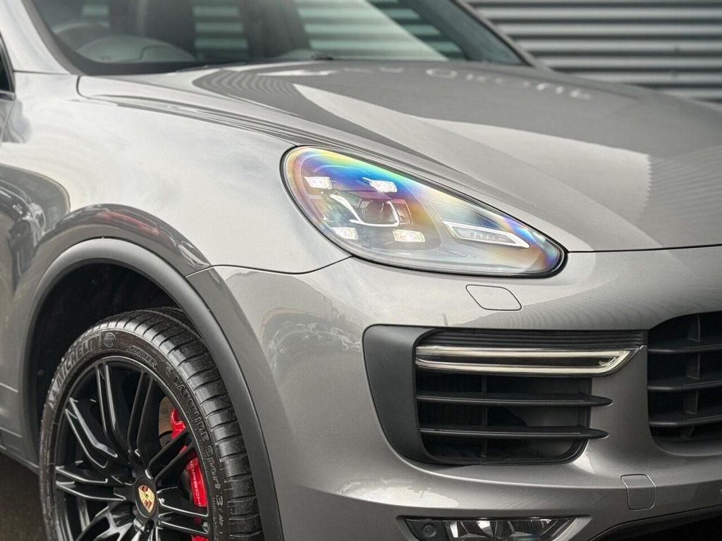 Used Porsche Cayenne 2017 for sale - 77764910: Photo 3