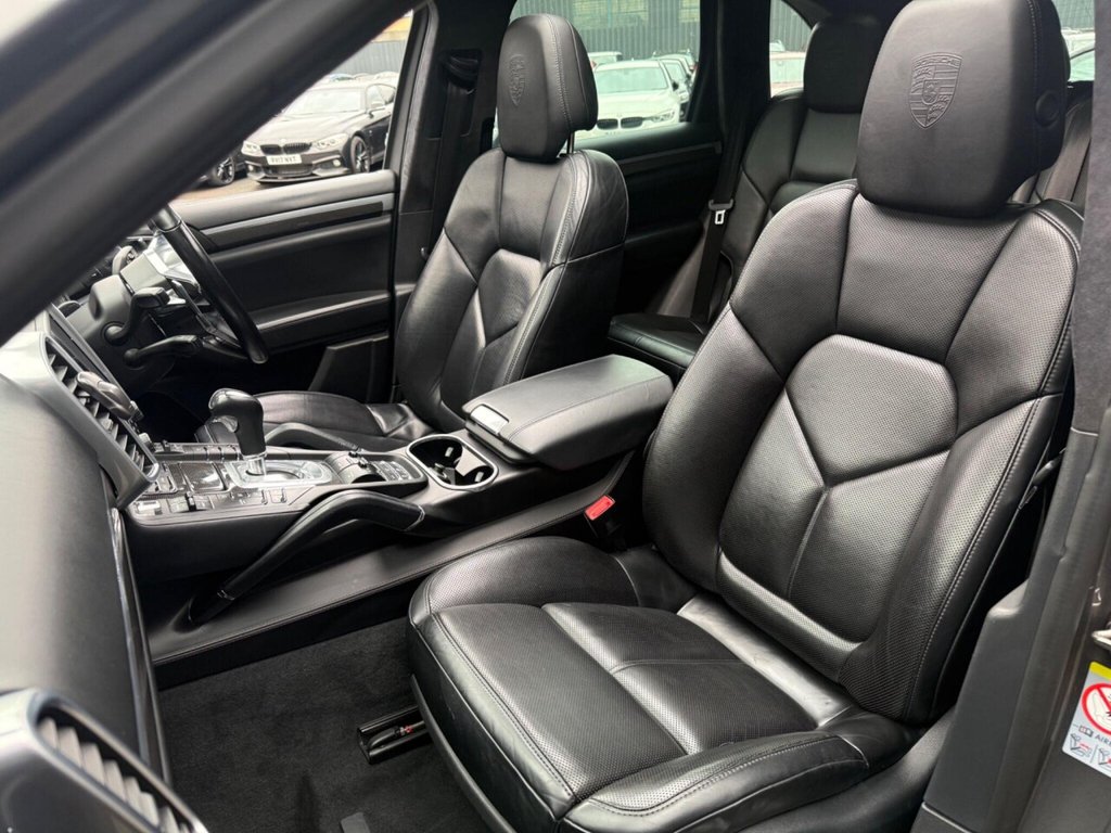 Used Porsche Cayenne 2017 for sale - 77764910: Photo 31
