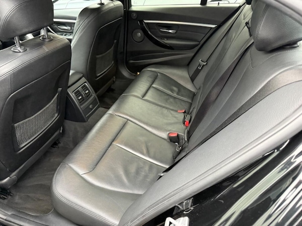 Used BMW 3 Series 2018 for sale - 76256556: Photo 32