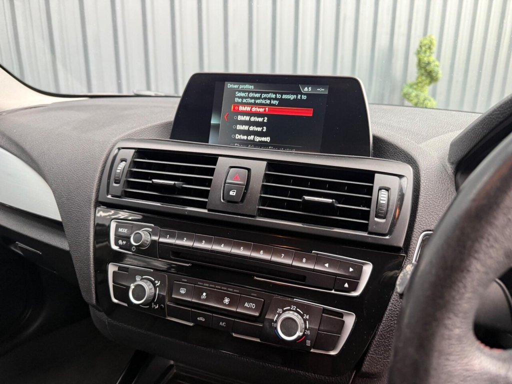 Used BMW 1 Series 2018 for sale - 76631678: Photo 12