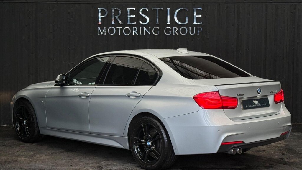 Used BMW 3 Series 2015 for sale - 77764850: Photo 2